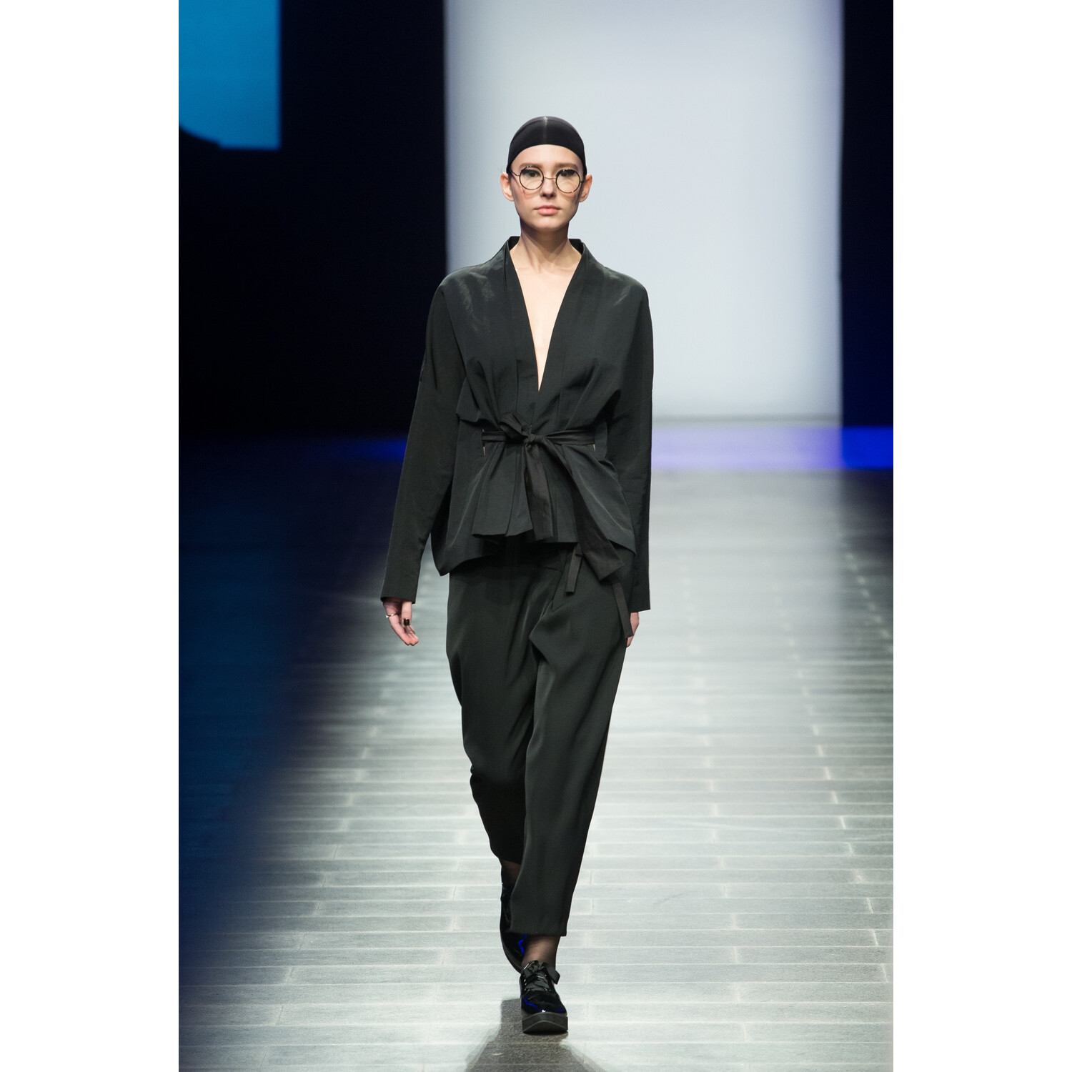 Фото Larissa Pogoretskaya SPRING 2018 READY-TO-WEAR Лариса Погорецкая весна- лето 2018 Санкт Петербург MBFDays